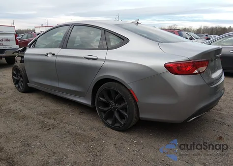 2015 Chrysler 200 S z USA, uszkodzony, nr VIN 1C3CCCBB9FN539947